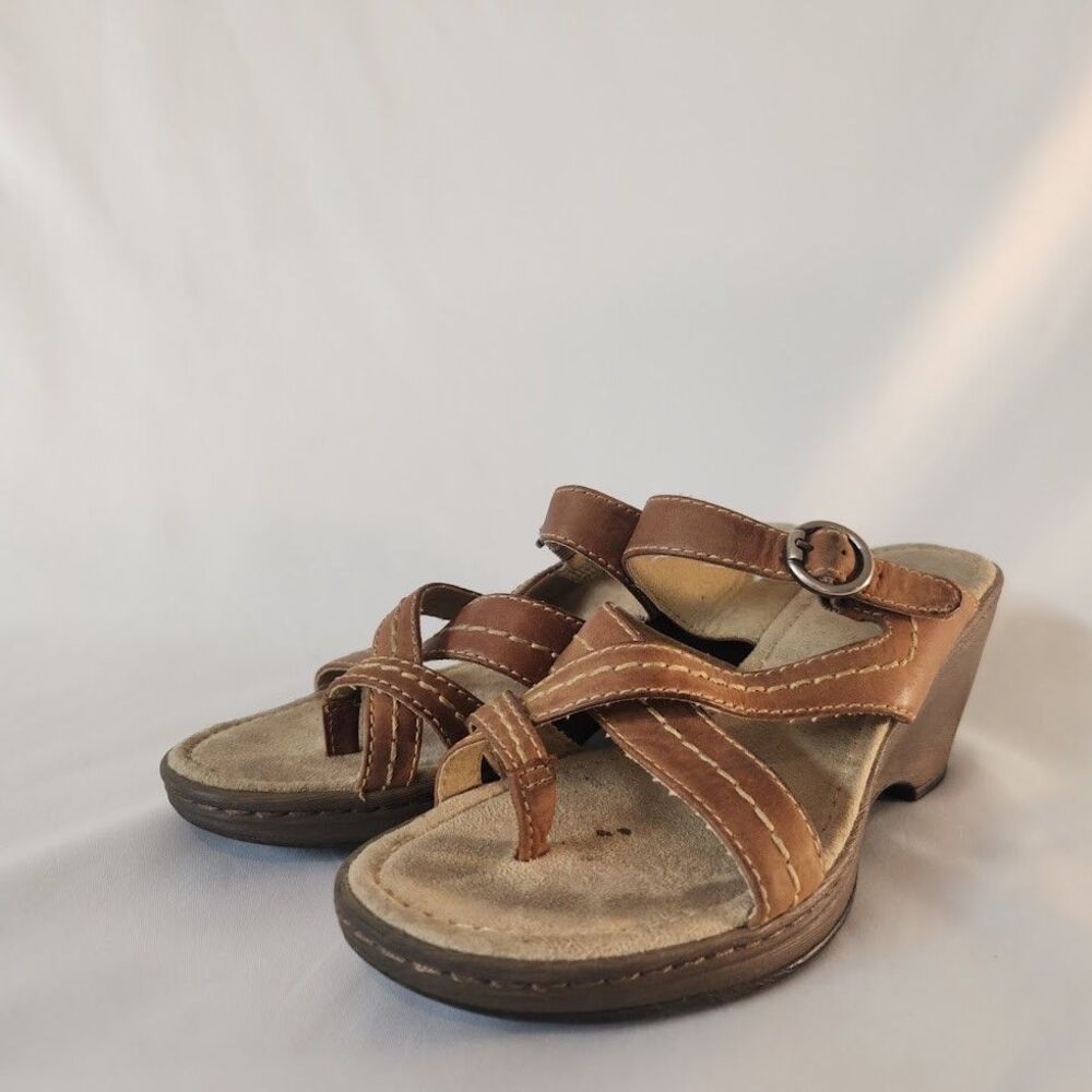 Eastland Razzle Dazzle Womens Sandals Size 7M Leather Upper Comfort Slip On